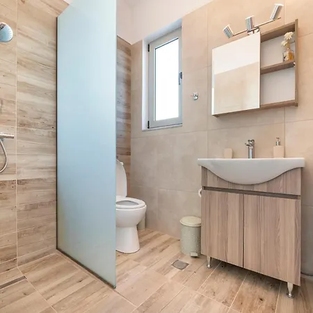Nuova Casa Tranquilla 科斯镇
