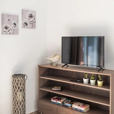 Nuova Casa Tranquilla * 科斯镇