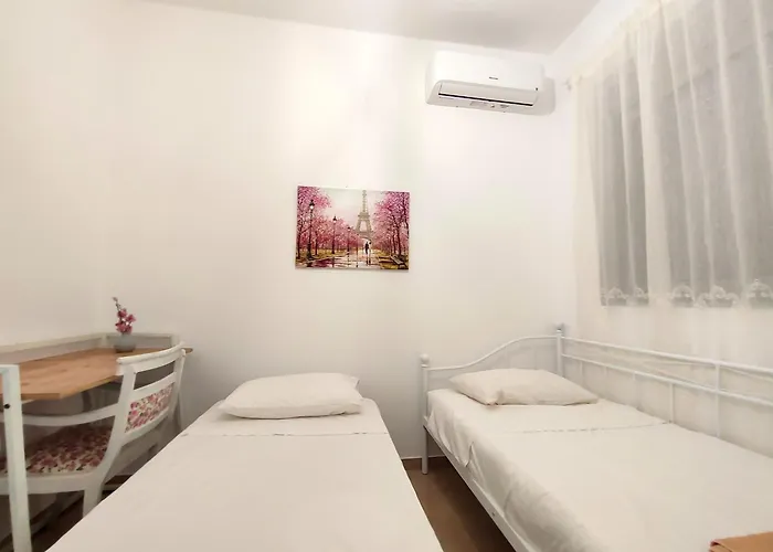 Nuova Casa Tranquilla * İstanköy